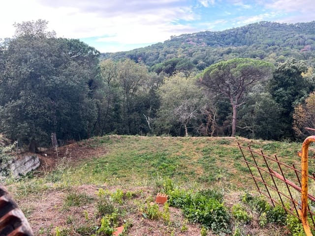 Terreno para Construção para venda em Vallgorguina - 70 000 € (Ref: 9352796)