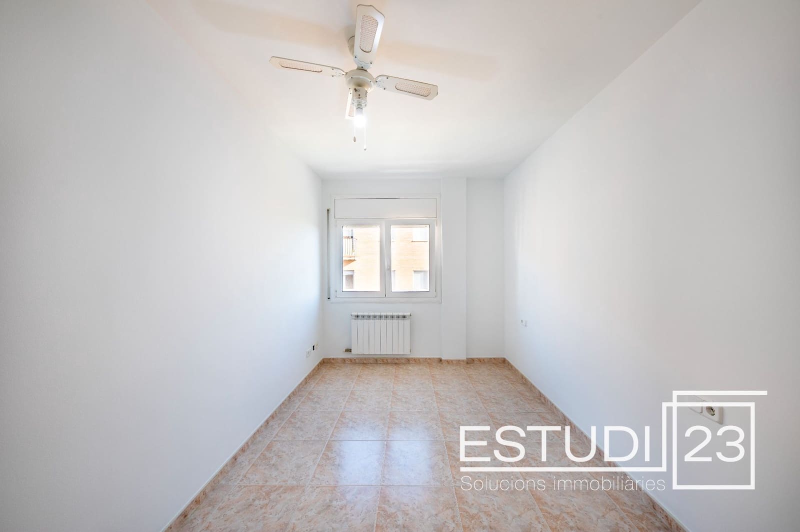 3 soveværelse Lejlighed til salg i Canet de Mar med garage - € 345.000 (Ref: 9357013)