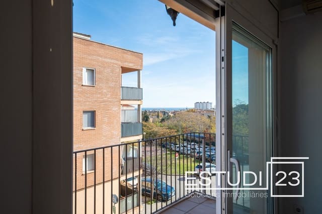Apartamento de 3 habitaciones en Canet de Mar en venta con garaje - 345.000 € (Ref: 9357013)
