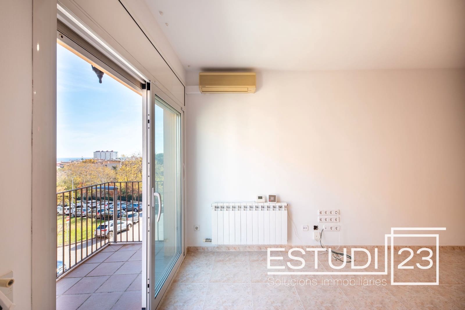 3 soveværelse Lejlighed til salg i Canet de Mar med garage - € 345.000 (Ref: 9357013)