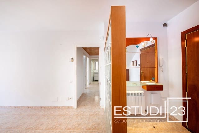 Apartamento de 3 habitaciones en Canet de Mar en venta con garaje - 345.000 € (Ref: 9357013)