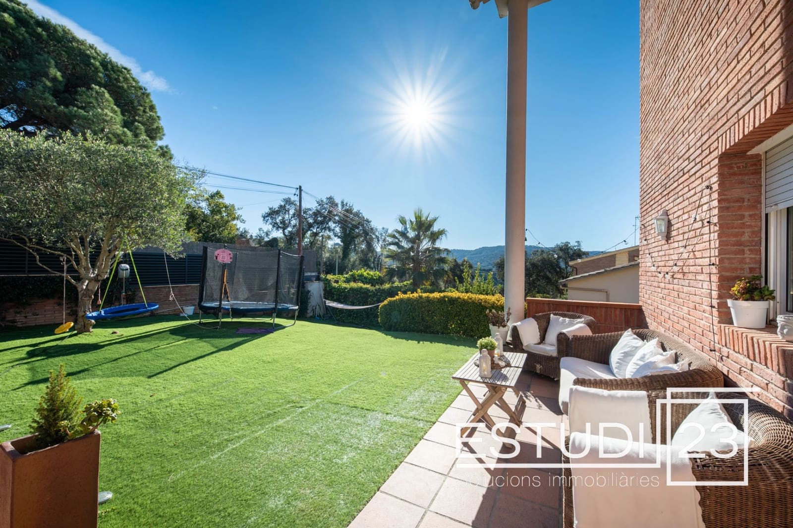 4 bedroom Villa for sale in Dosrius with pool garage - € 439,001 (Ref: 9386209)