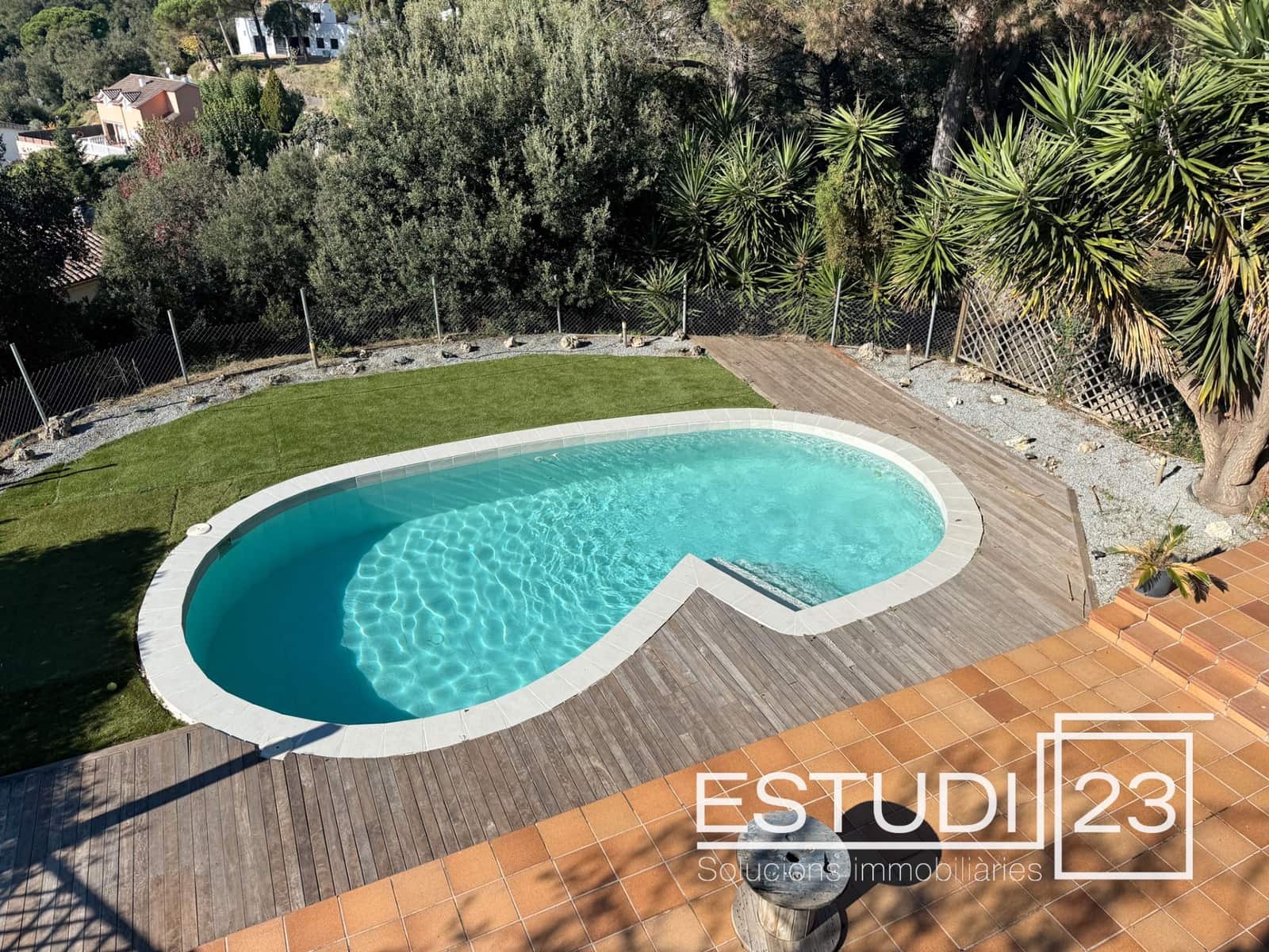 4 bedroom Villa for sale in Dosrius with pool garage - € 439,001 (Ref: 9386209)