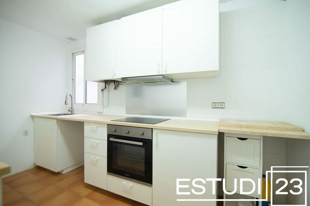 4 bedroom Flat for sale in Arenys de Mar - € 259,000 (Ref: 9406089)