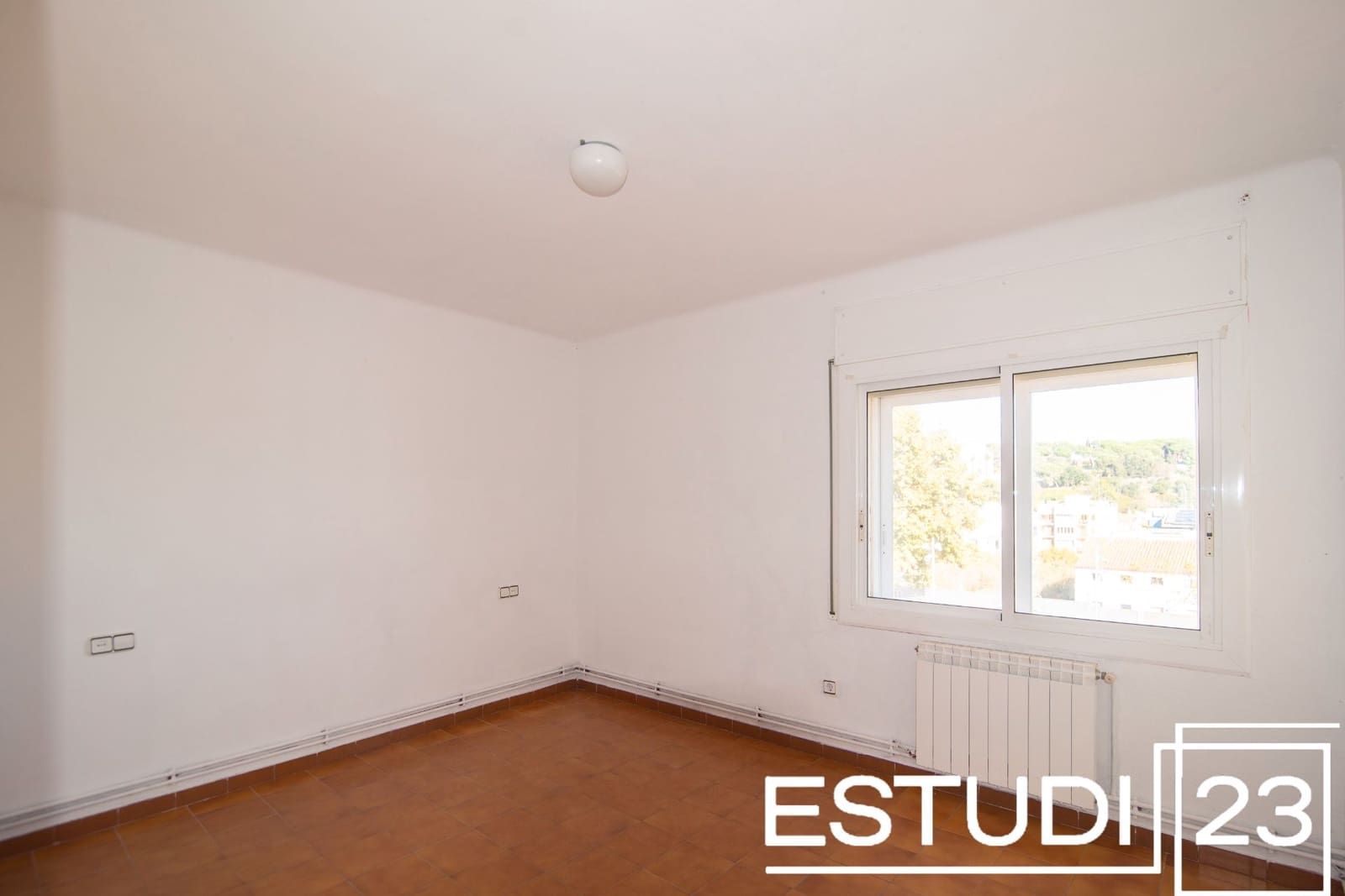 4 bedroom Flat for sale in Arenys de Mar - € 259,000 (Ref: 9406089)