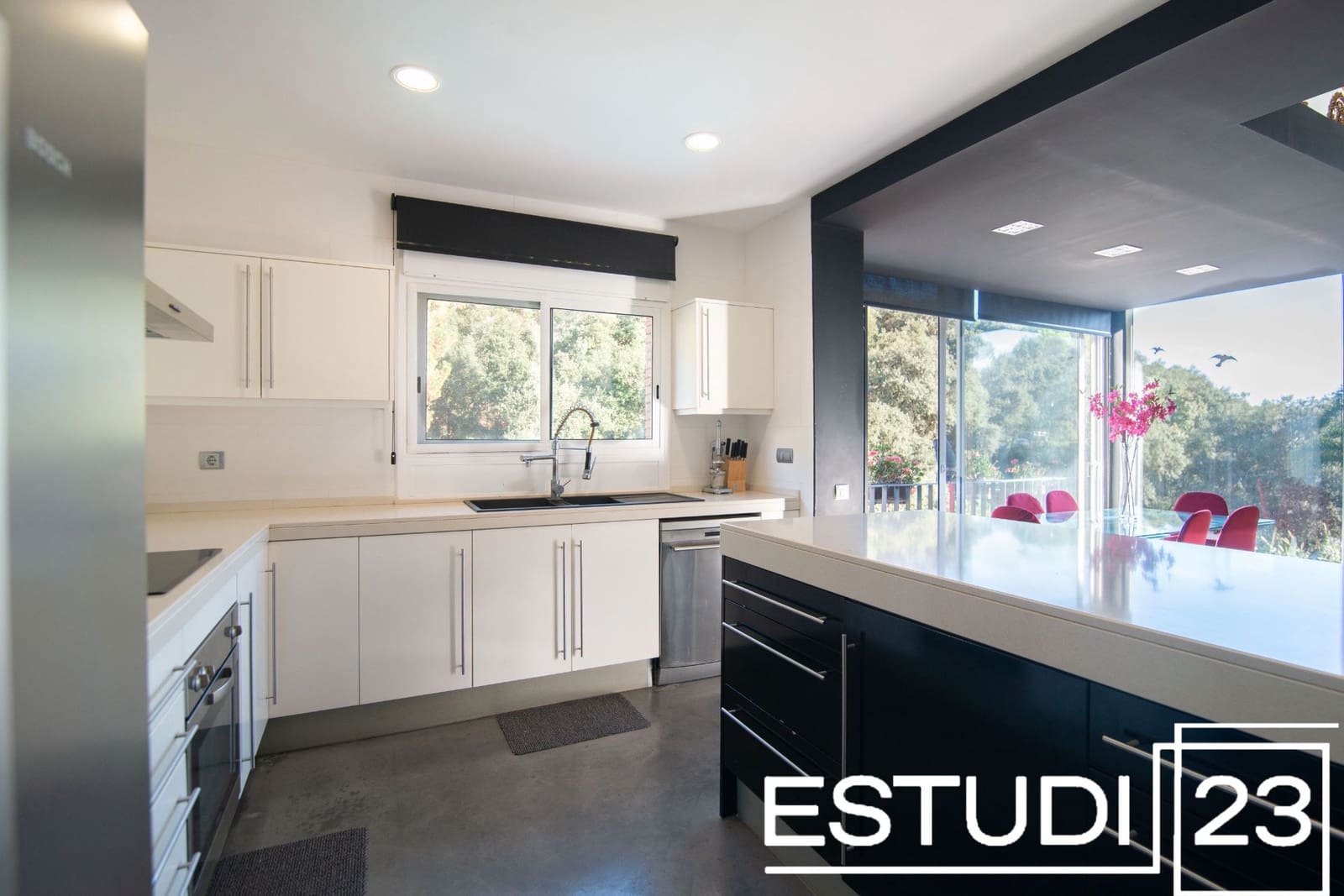 5 soverom Villa til salgs i Arenys de Munt med svømmebasseng garasje - € 580 000 (Ref: 9415326)