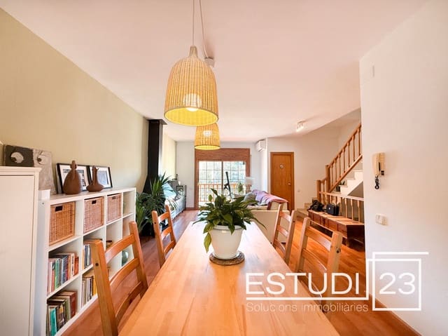 4 sypialnia Dom do wynajęcia w Sant Iscle de Vallalta z garażem - 1 600 € (Ref: 9524712)