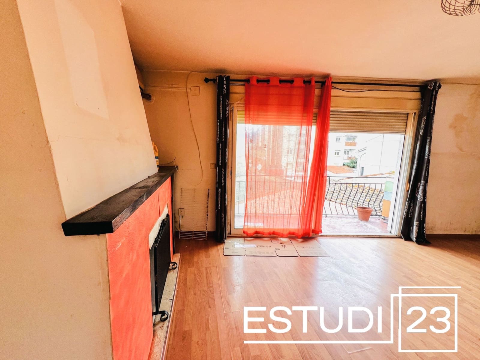 4 slaapkamer Flat te koop in Arenys de Munt - € 180.000 (Ref: 9569578)