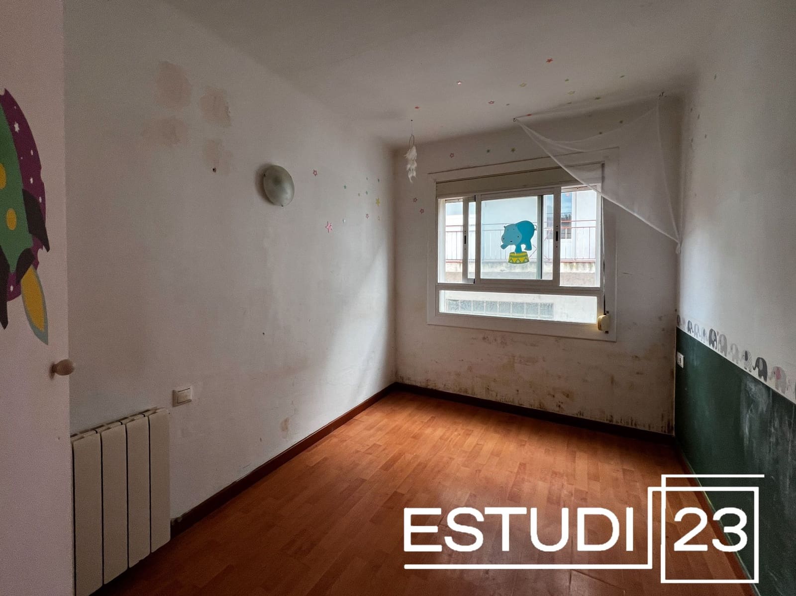 4 slaapkamer Flat te koop in Arenys de Munt - € 180.000 (Ref: 9569578)