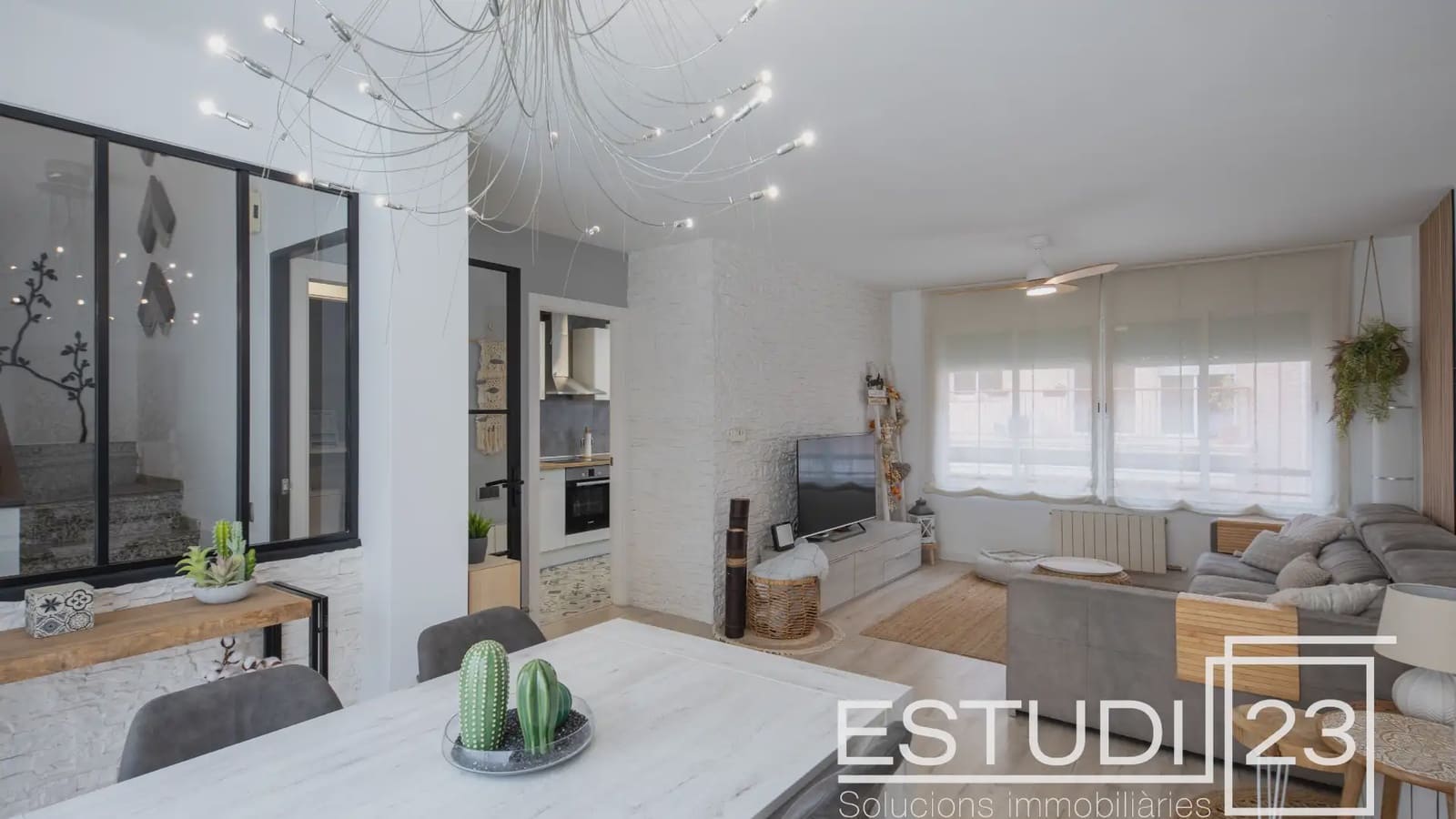 4 bedroom Townhouse for sale in Arenys de Munt with garage - € 420,000 (Ref: 9733224)