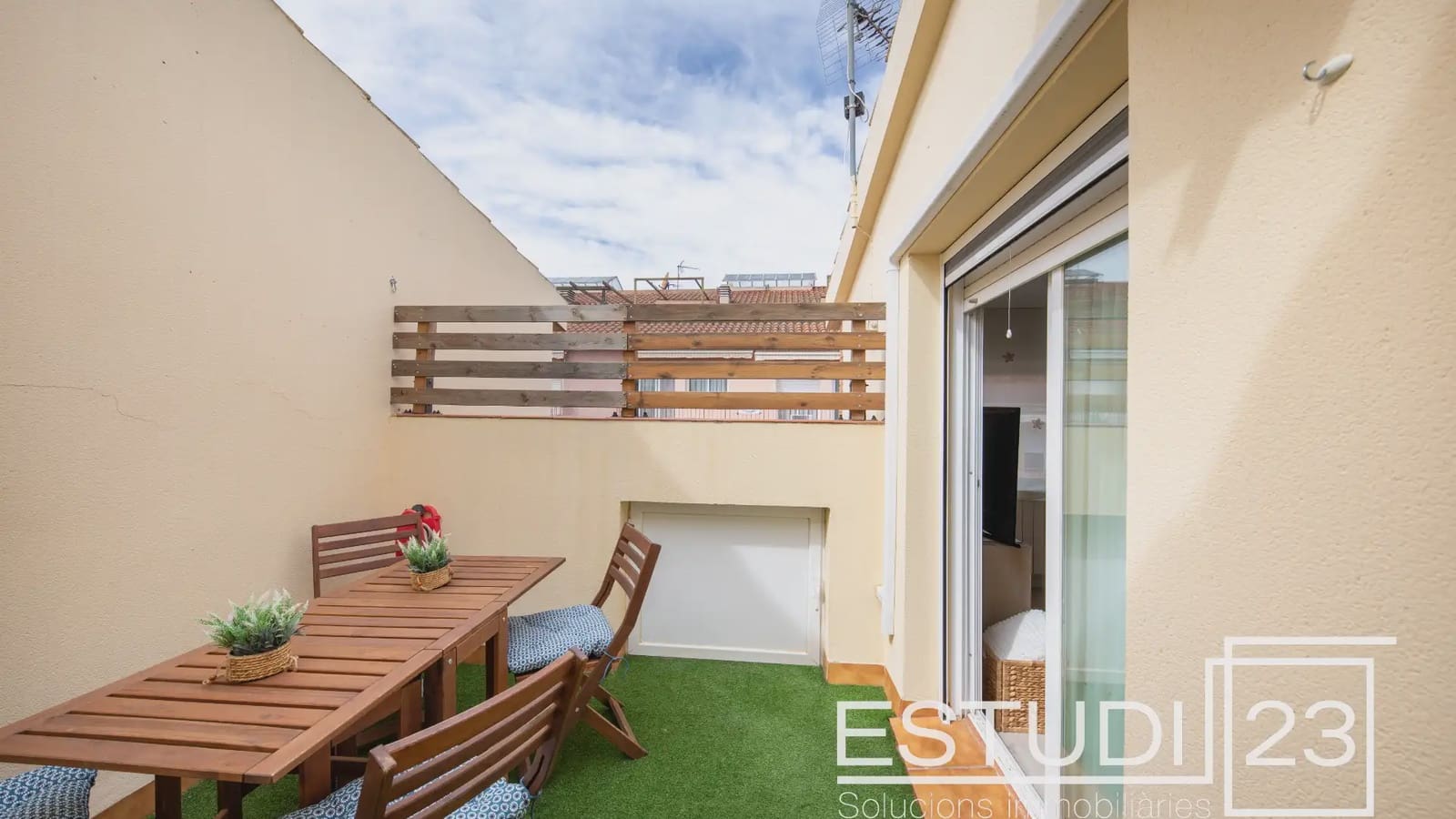 4 bedroom Townhouse for sale in Arenys de Munt with garage - € 420,000 (Ref: 9733224)