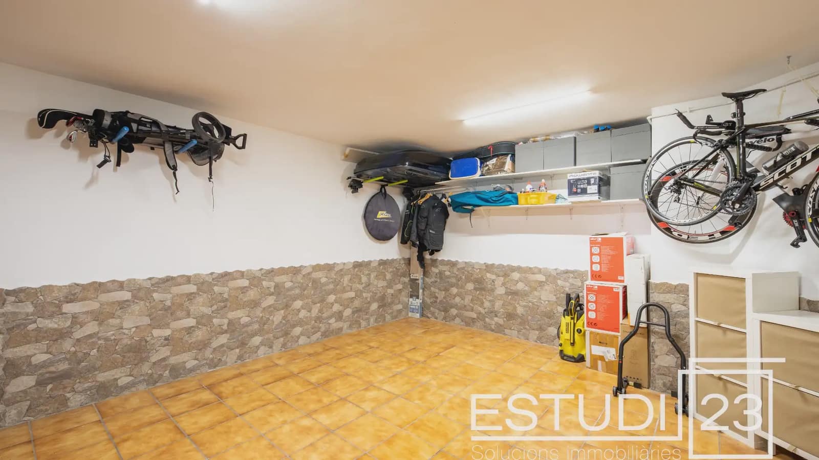 4 bedroom Townhouse for sale in Arenys de Munt with garage - € 420,000 (Ref: 9733224)