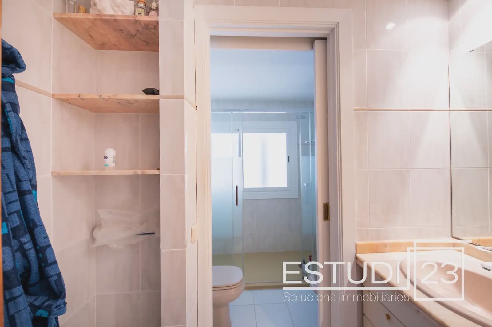 4 chambre Villa/Maison à vendre à Sant Iscle de Vallalta avec garage - 405 000 € (Ref: 9823487)