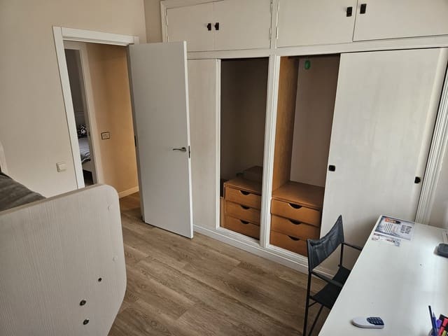 4 soveværelse Villa til leje i La Cañada, Paterna med swimmingpool garage - € 2.000 (Ref: 9373749)