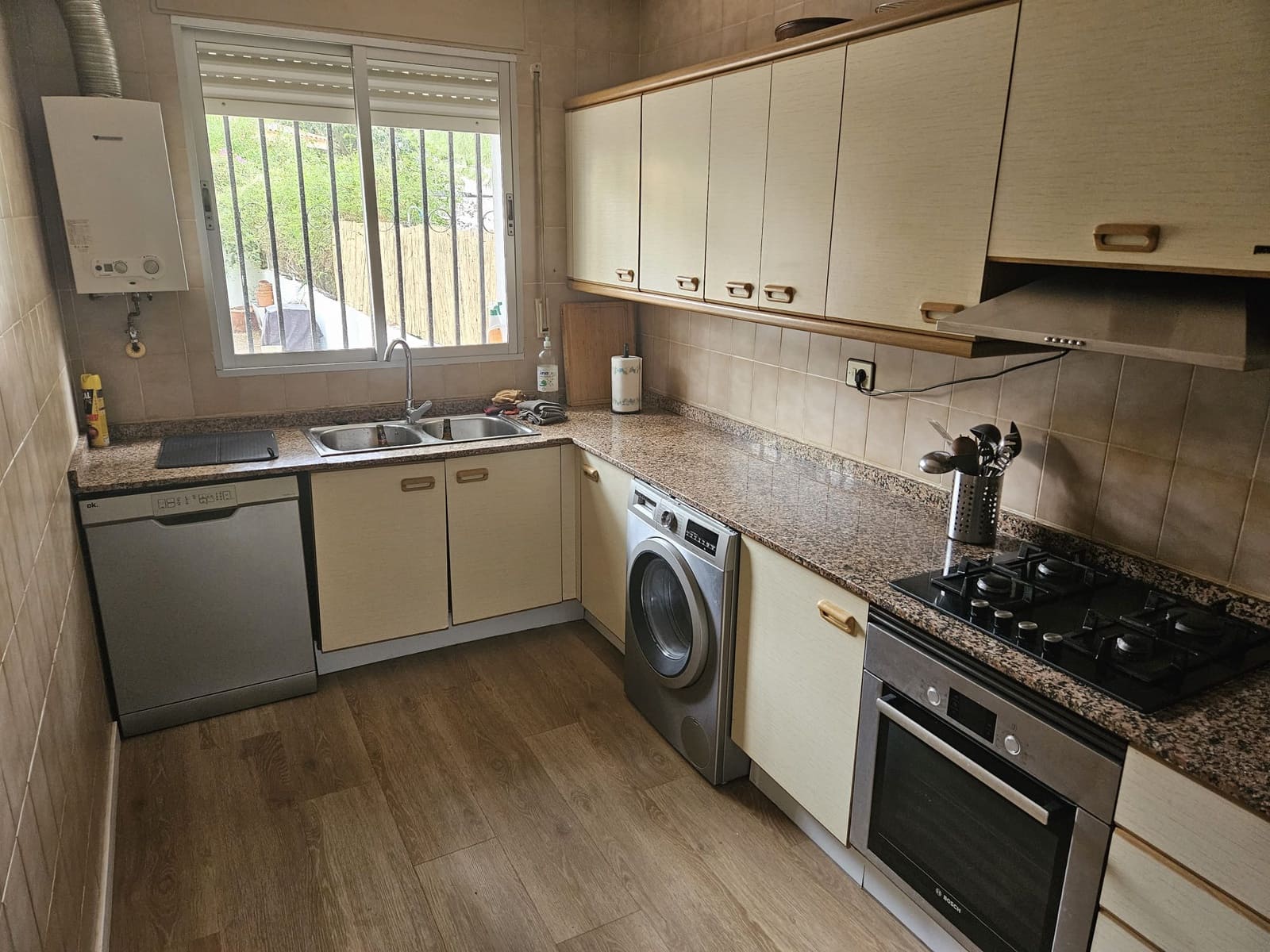 4 soveværelse Villa til leje i La Canada med swimmingpool garage - € 2.000 (Ref: 9373749)