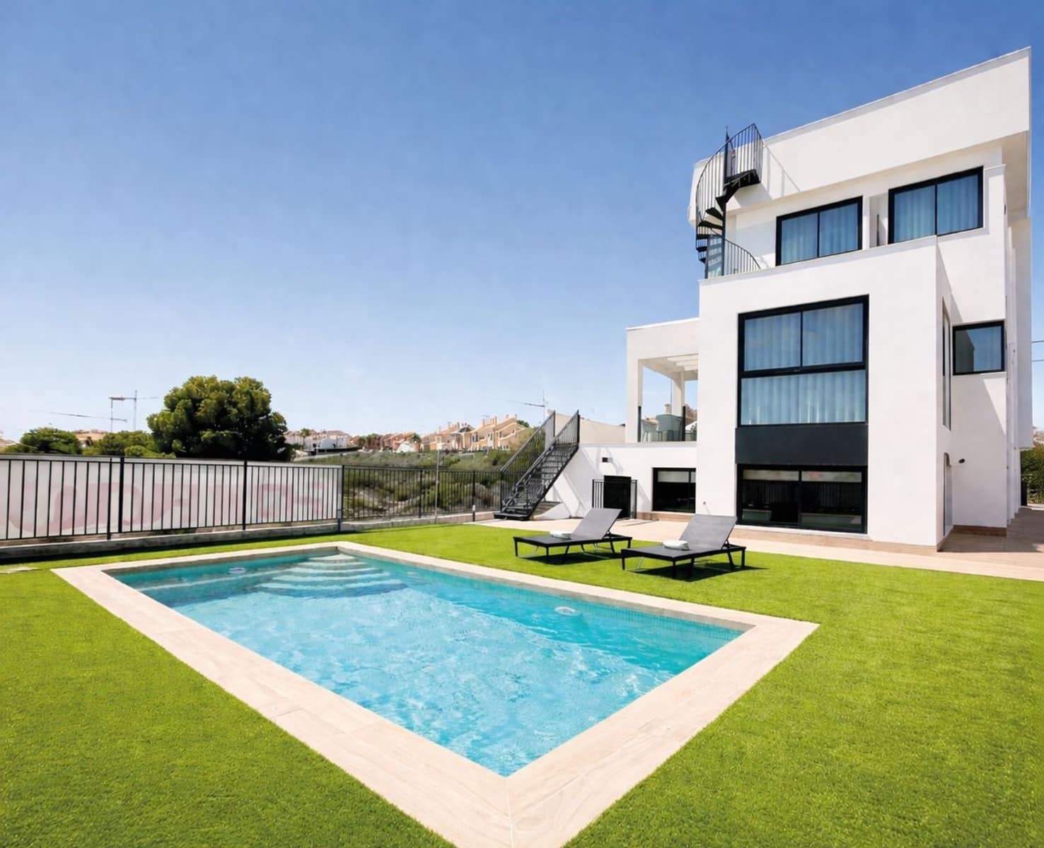 3 quarto Moradia para venda em Algorfa com piscina garagem - 495 000 € (Ref: 10000225)