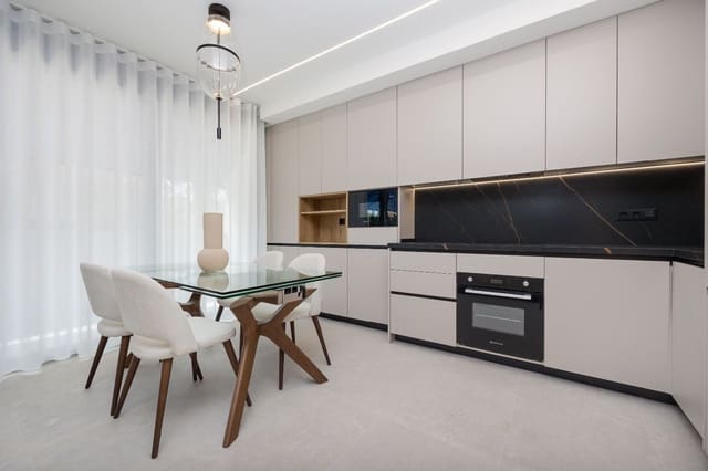 2 quarto Penthouse para venda em Guardamar del Segura com piscina - 455 000 € (Ref: 10006082)