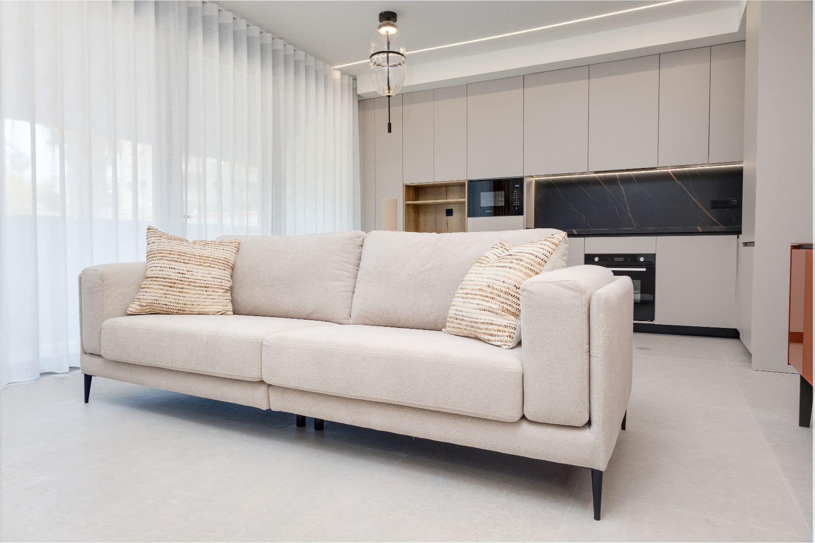 Piso de 2 habitaciones en Guardamar del Segura en venta con piscina - 255.000 € (Ref: 10006083)