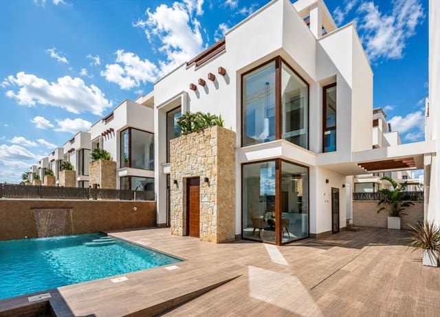 3 soveværelse Byhus til salg i Los Montesinos med swimmingpool garage - € 525.000 (Ref: 10009905)