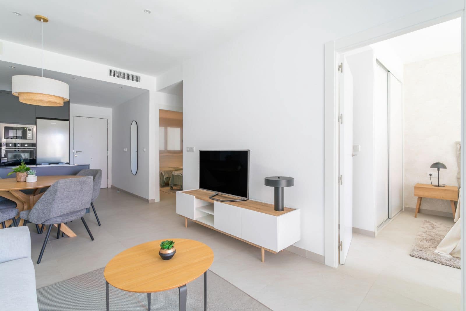 2 sypialnia Mieszkanie na sprzedaż w Torrevieja z basenem garażem - 330 000 € (Ref: 10019813)