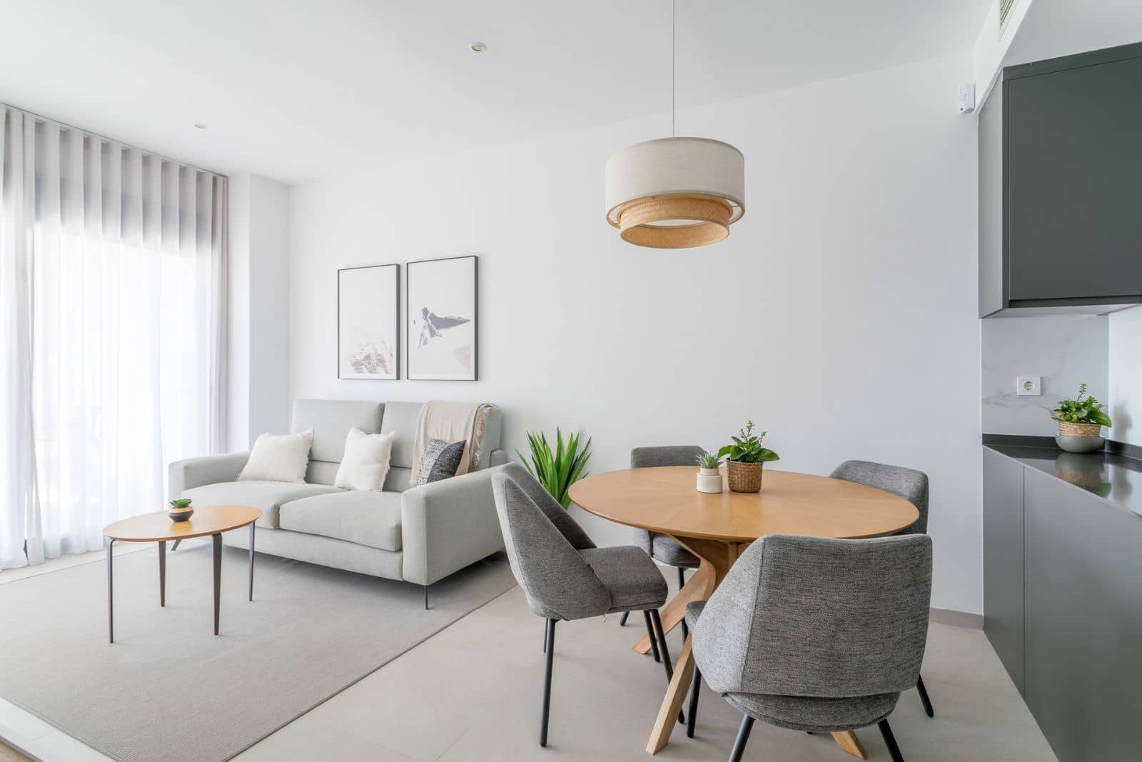 2 sypialnia Mieszkanie na sprzedaż w Torrevieja z basenem garażem - 330 000 € (Ref: 10019813)