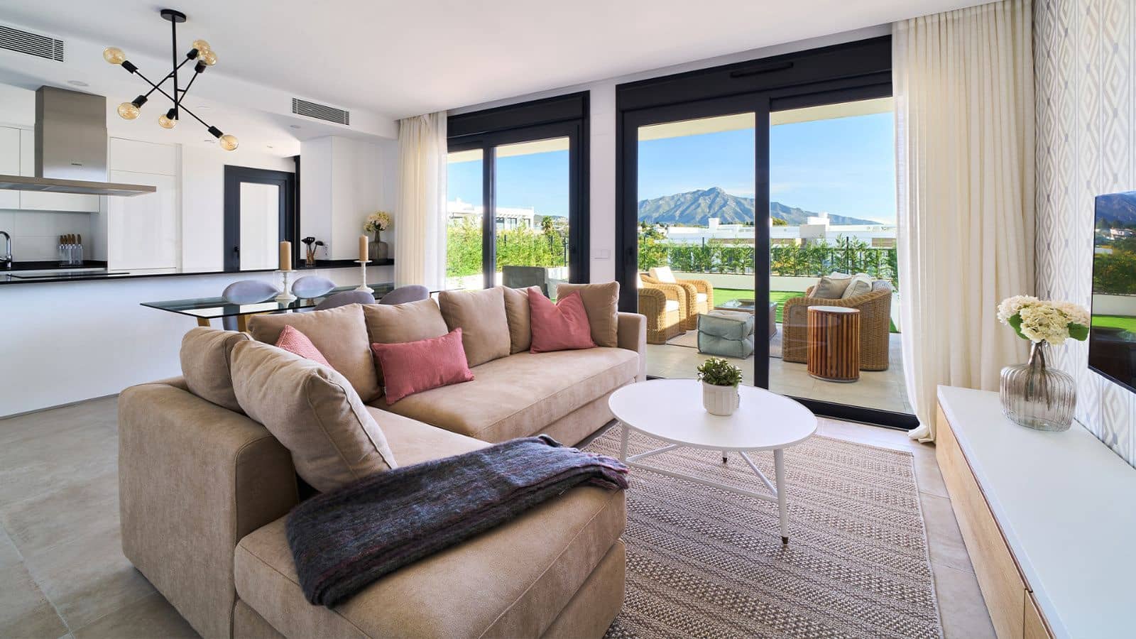 2 soveværelse Lejlighed til salg i Atalaya-Isdabe med swimmingpool - € 720.000 (Ref: 10034254)