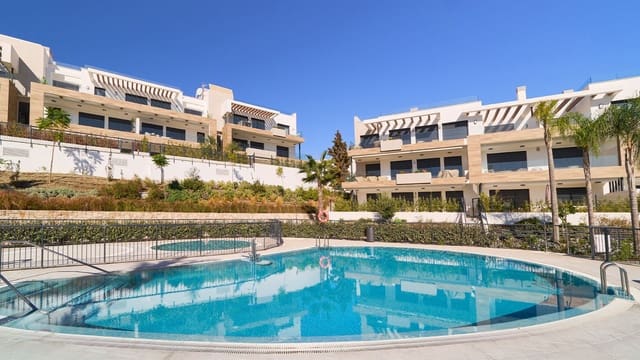 2 soveværelse Lejlighed til salg i Atalaya-Isdabe, Estepona med swimmingpool - € 720.000 (Ref: 10034254)