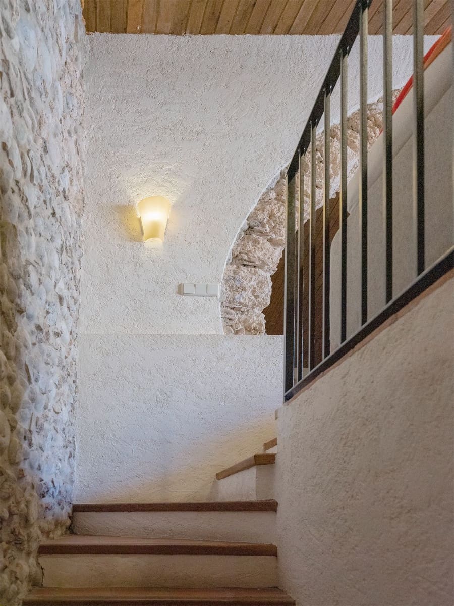 12 sypialnia Willa na sprzedaż w Sant Miquel de Fluvia z basenem garażem - 1 900 000 € (Ref: 10094888)