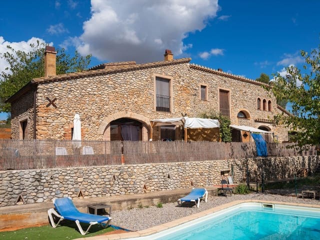 12 sypialnia Willa na sprzedaż w Sant Miquel de Fluvià z basenem garażem - 1 900 000 € (Ref: 10094888)