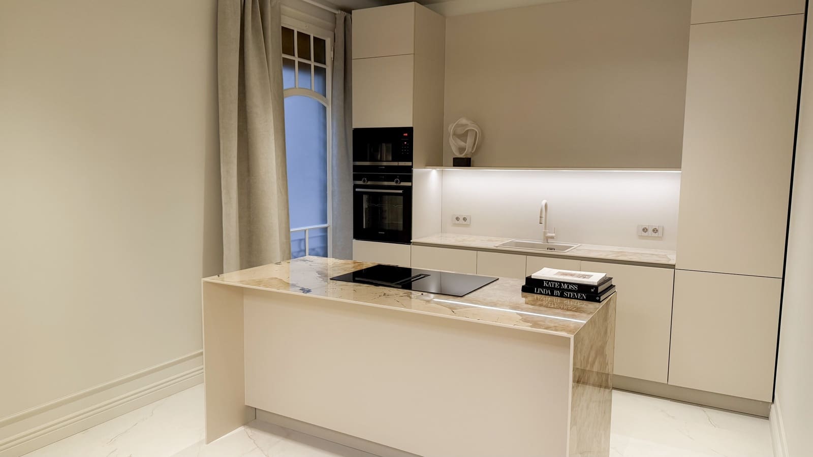 4 soverom Leilighet til salgs i Barcelona by - € 1 750 000 (Ref: 9072588)