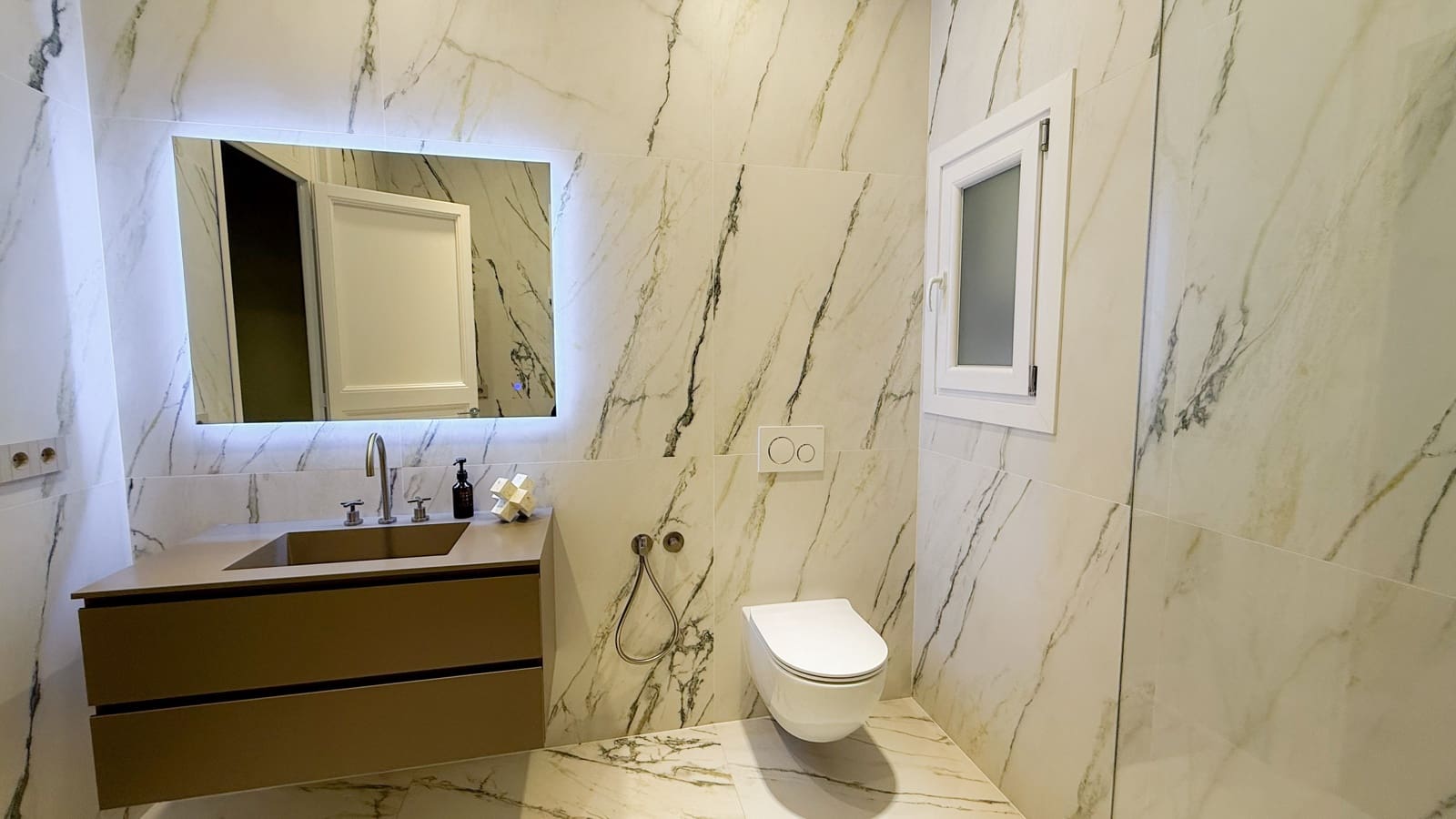 4 soverom Leilighet til salgs i Barcelona by - € 1 750 000 (Ref: 9072588)