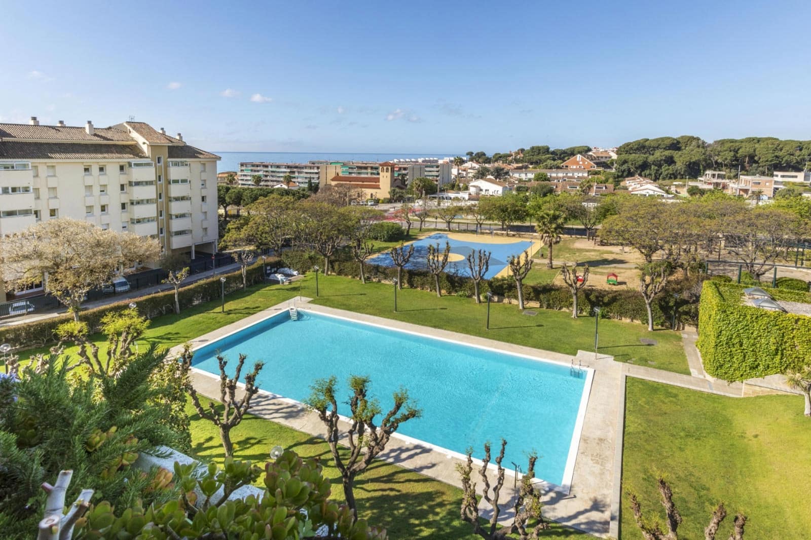 6 soveværelse Lejlighed til salg i Sant Andreu de Llavaneres med swimmingpool garage - € 850.000 (Ref: 9072689)