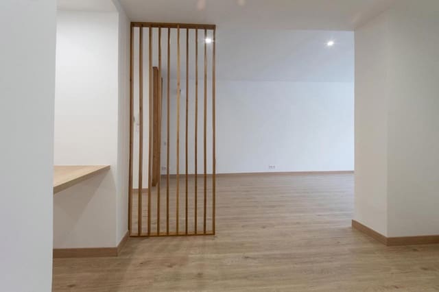 2 slaapkamer Appartement te koop in El Poble Sec, Barcelona stad - € 410.000 (Ref: 9072880)