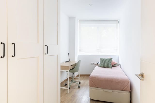 2 Zimmer Apartment zu verkaufen in El Poble Sec, Barcelona Stadt - 370.000 € (Ref: 9074224)