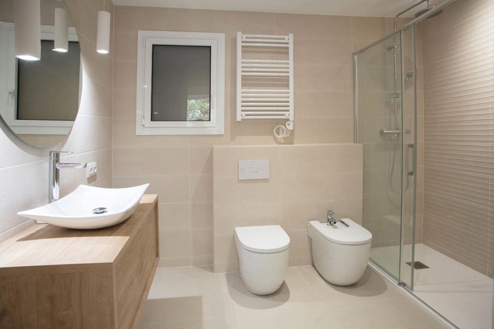 2 soveværelse Lejlighed til salg i Barcelona by - € 370.000 (Ref: 9074224)