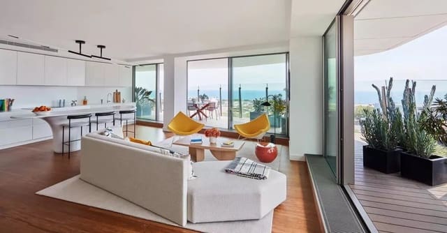 Apartament na sprzedaż w Diagonal Mar i El Front Marítim del Poblenou, Miasto Barcelona z basenem garażem - 1 350 000 € (Ref: 9074270)