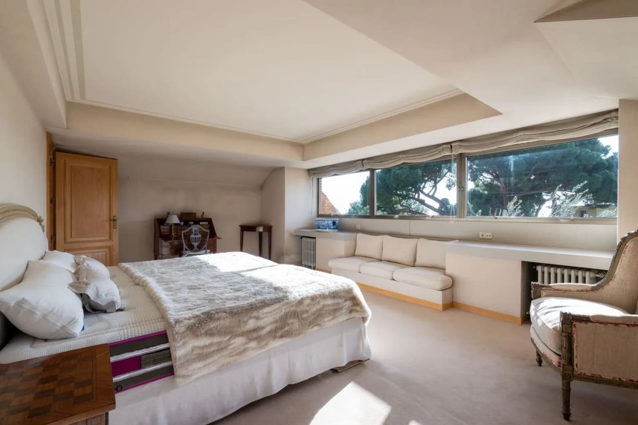 5 soverom Villa til salgs i Barcelona by med svømmebasseng garasje - € 6 150 000 (Ref: 9076839)