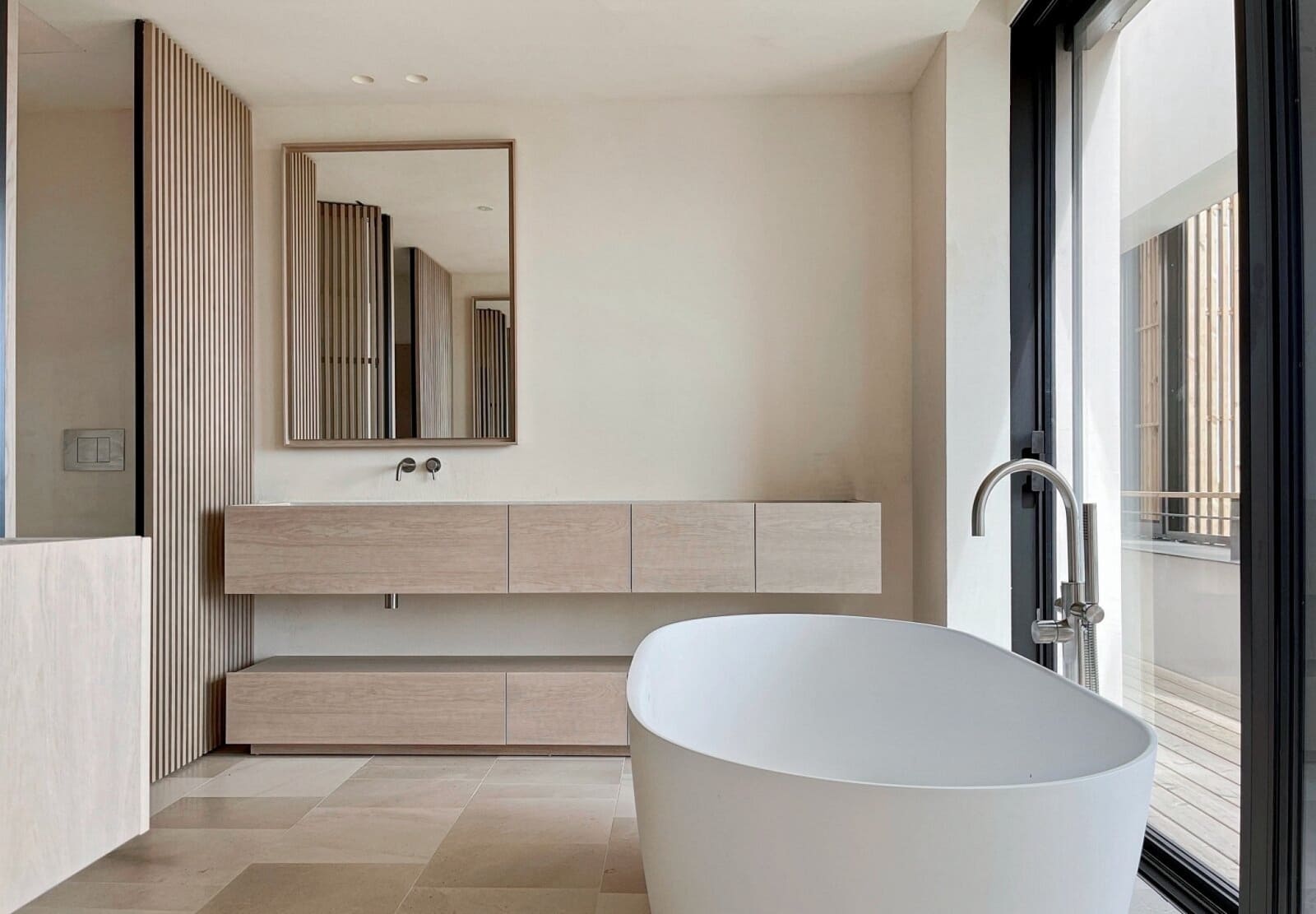 4 soveværelse Villa til salg i Teia med swimmingpool garage - € 3.900.000 (Ref: 9076940)