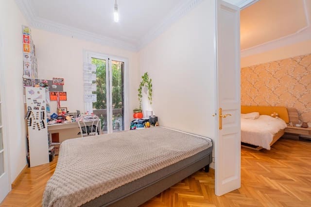 6 soverom Leilighet til salgs i Barcelona by - € 950 000 (Ref: 9082647)