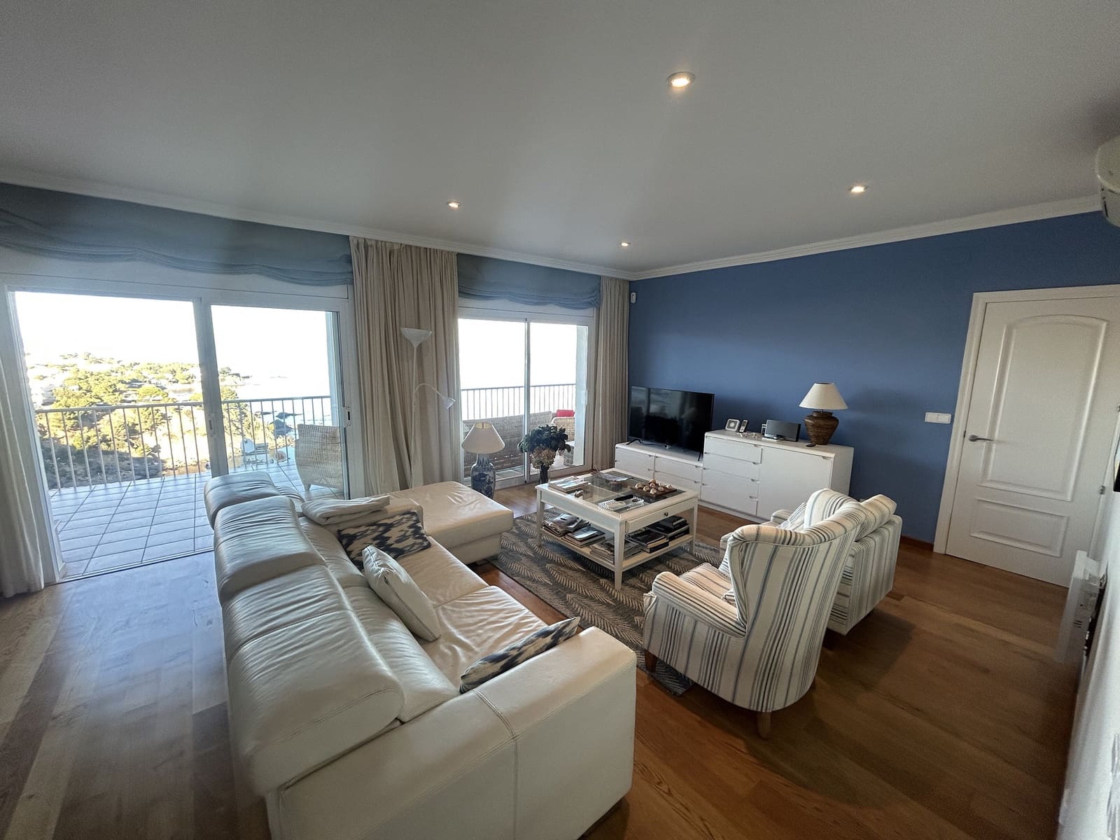 5 soveværelse Villa til salg i Llanca med garage - € 825.000 (Ref: 9085901)