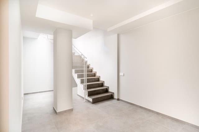 Omakotitalo myytävänä paikassa Teià mukana uima-altaan 
autotalli - 790 000 € (Ref: 9086407)