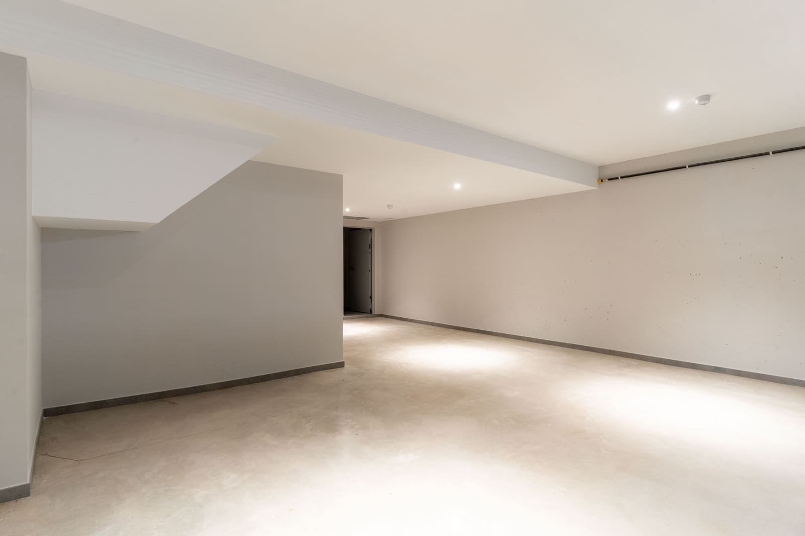 Byhus til salg i Teia med swimmingpool garage - € 790.000 (Ref: 9086407)