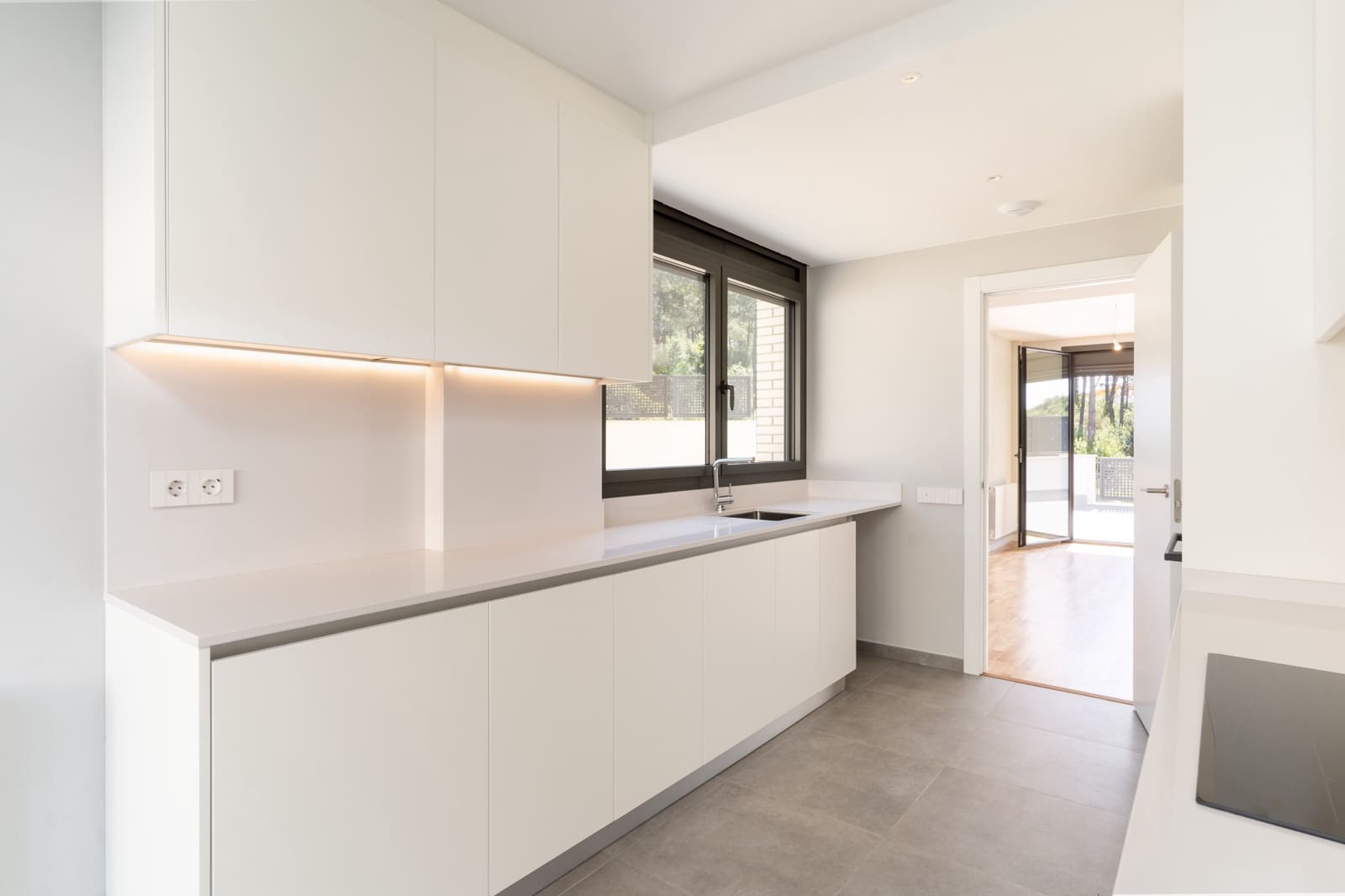 Byhus til salg i Teia med swimmingpool garage - € 790.000 (Ref: 9086407)