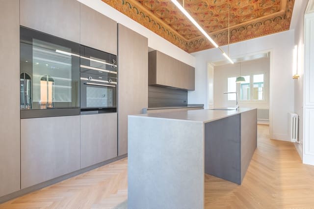 Appartamento in vendita in Barcelona città - 815.000 € (Rif: 9087381)