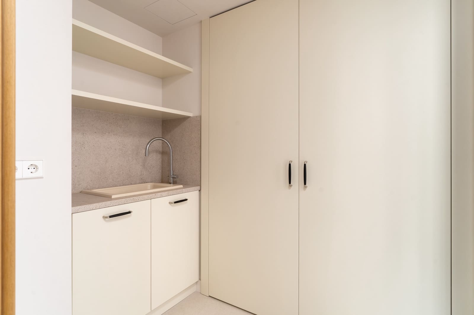 4 soveværelse Lejlighed til salg i Barcelona by med swimmingpool garage - € 1.795.000 (Ref: 9093294)