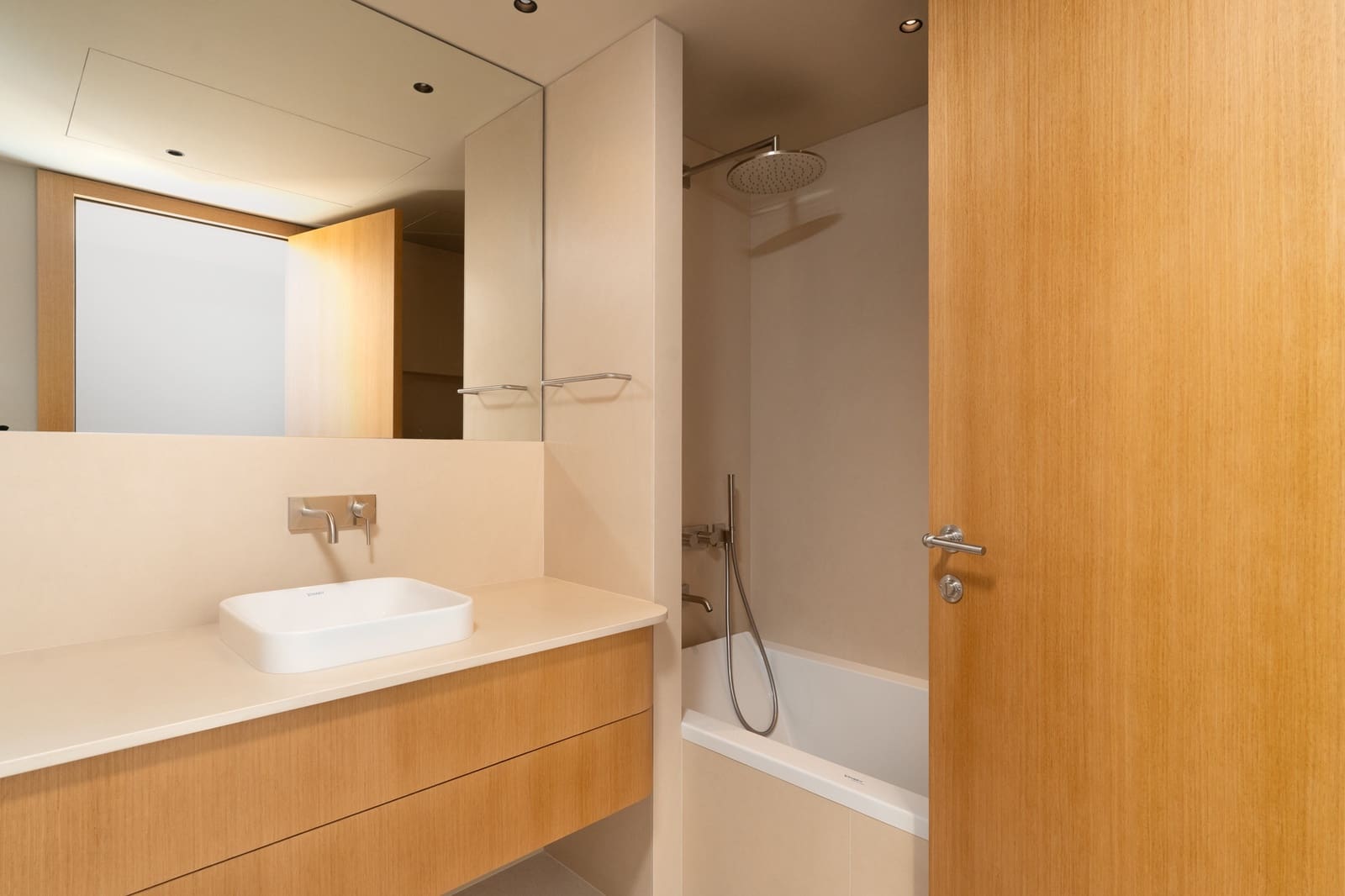 4 soveværelse Lejlighed til salg i Barcelona by med swimmingpool garage - € 1.795.000 (Ref: 9093294)