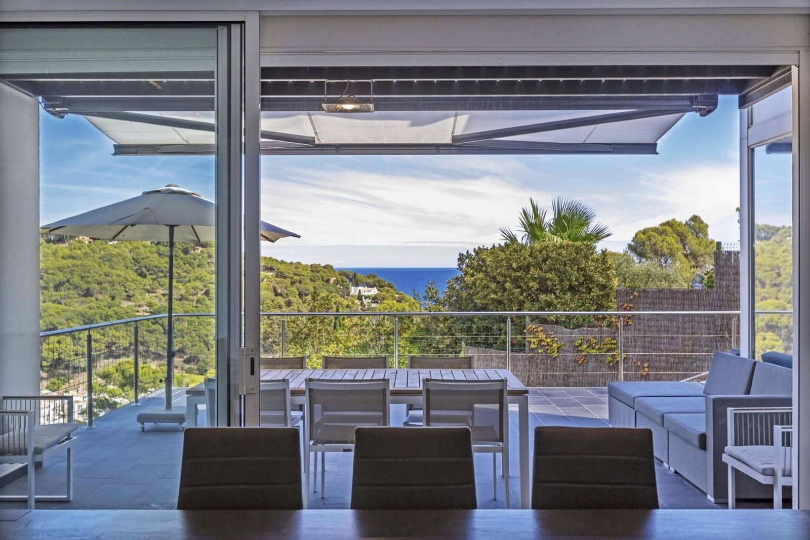 Villa til salg i Tamariu med swimmingpool garage - € 1.300.000 (Ref: 9093373)