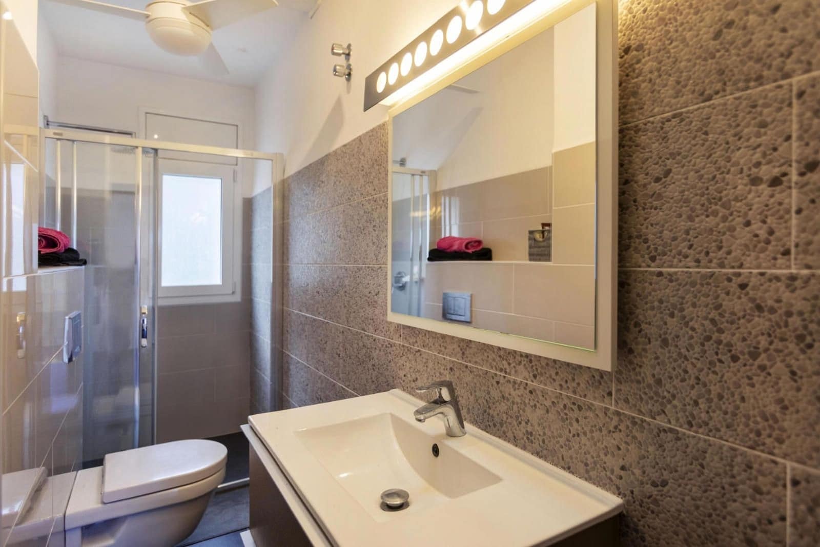 Villa til salg i Tamariu med swimmingpool garage - € 1.300.000 (Ref: 9093373)