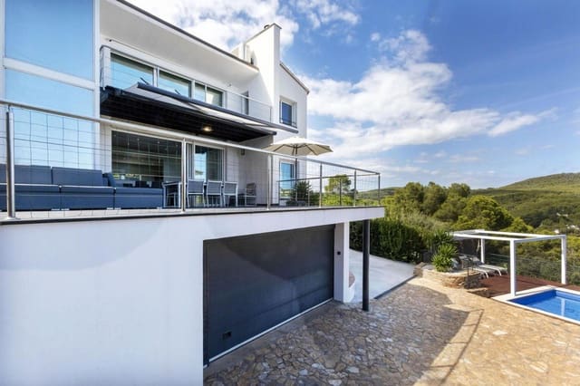 Villa til salg i Tamariu, Palafrugell med swimmingpool garage - € 1.300.000 (Ref: 9093373)
