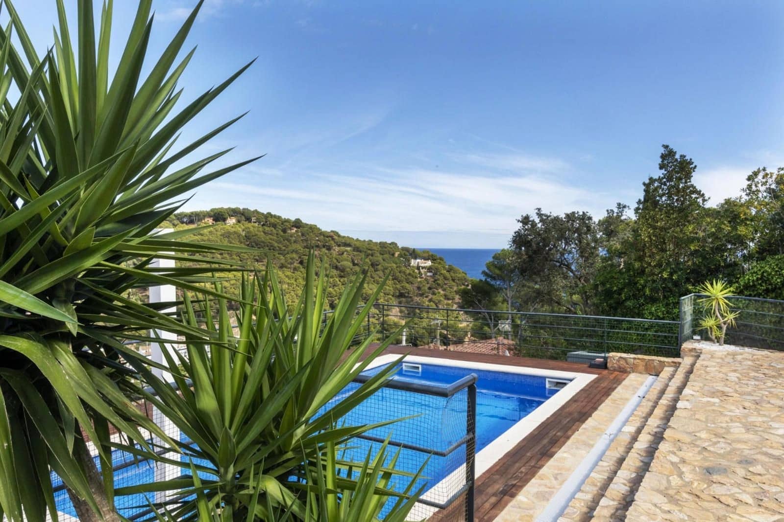 Villa til salg i Tamariu med swimmingpool garage - € 1.300.000 (Ref: 9093373)